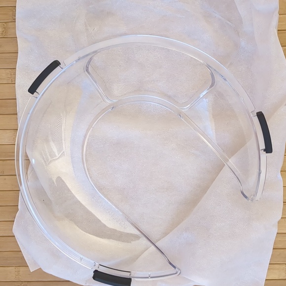 KitchenAid Mixer Secure Fit Pouring Shield, NEW - Picture 4 of 5